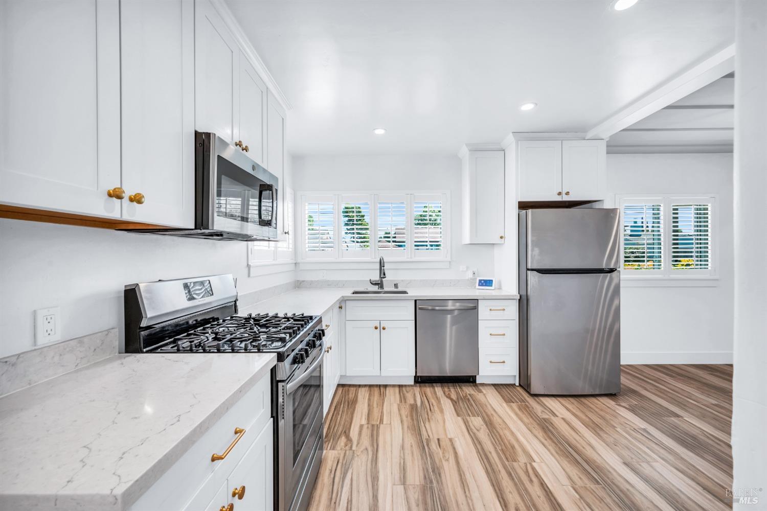 Detail Gallery Image 9 of 29 For 1444 Ohio St, Vallejo,  CA 94590 - 3 Beds | 2 Baths