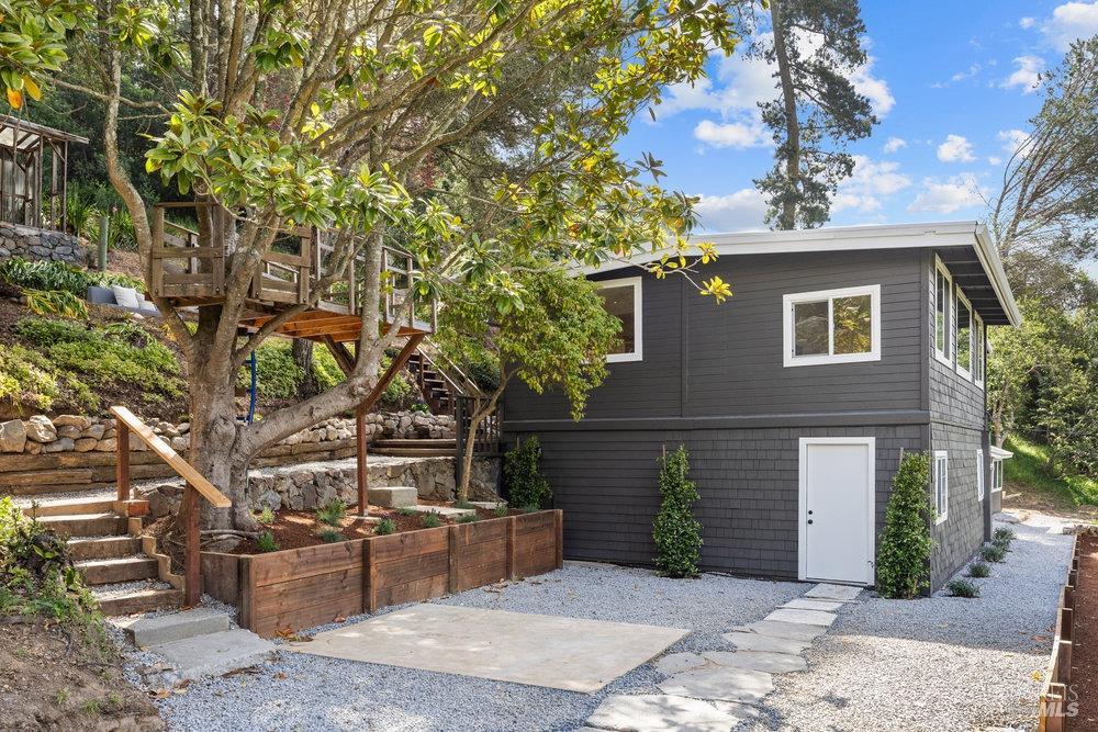 Detail Gallery Image 1 of 54 For 622 Eastwood Way, Mill Valley,  CA 94941 - 2 Beds | 1/1 Baths
