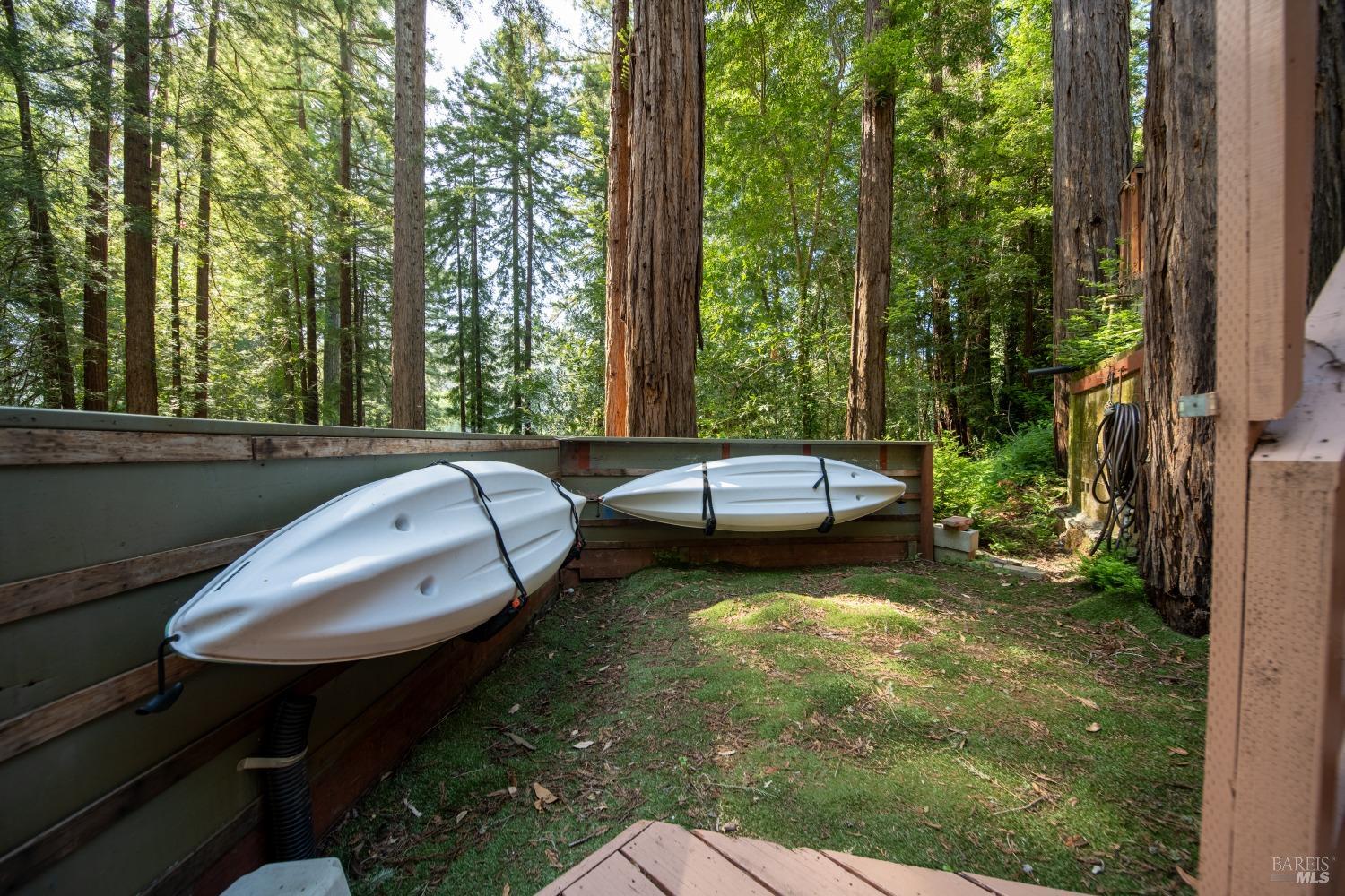 Wee Way, Guerneville, California image 8
