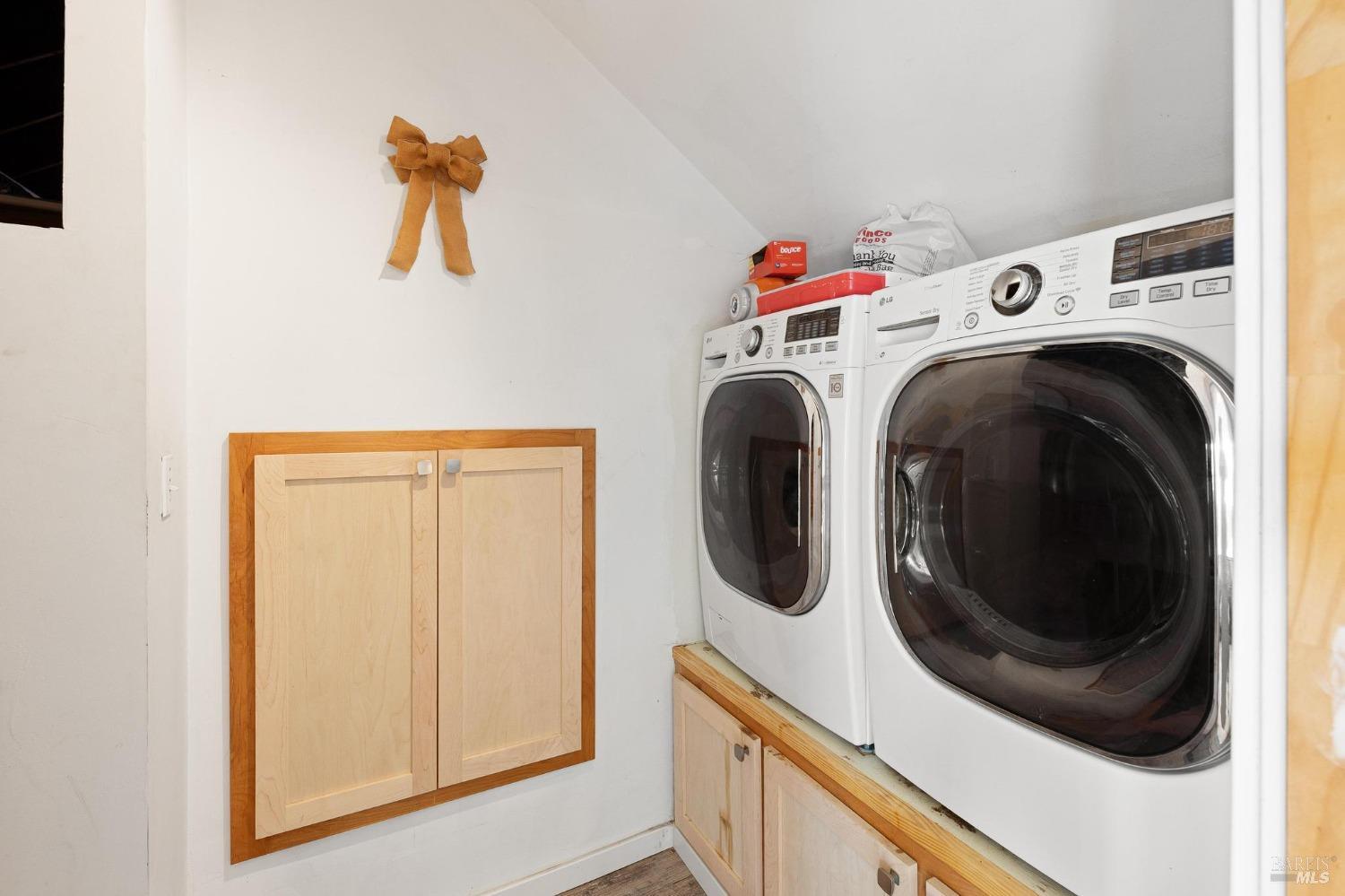 Detail Gallery Image 14 of 38 For 1126 Rimrock Dr, Napa,  CA 94558 - 2 Beds | 1/1 Baths