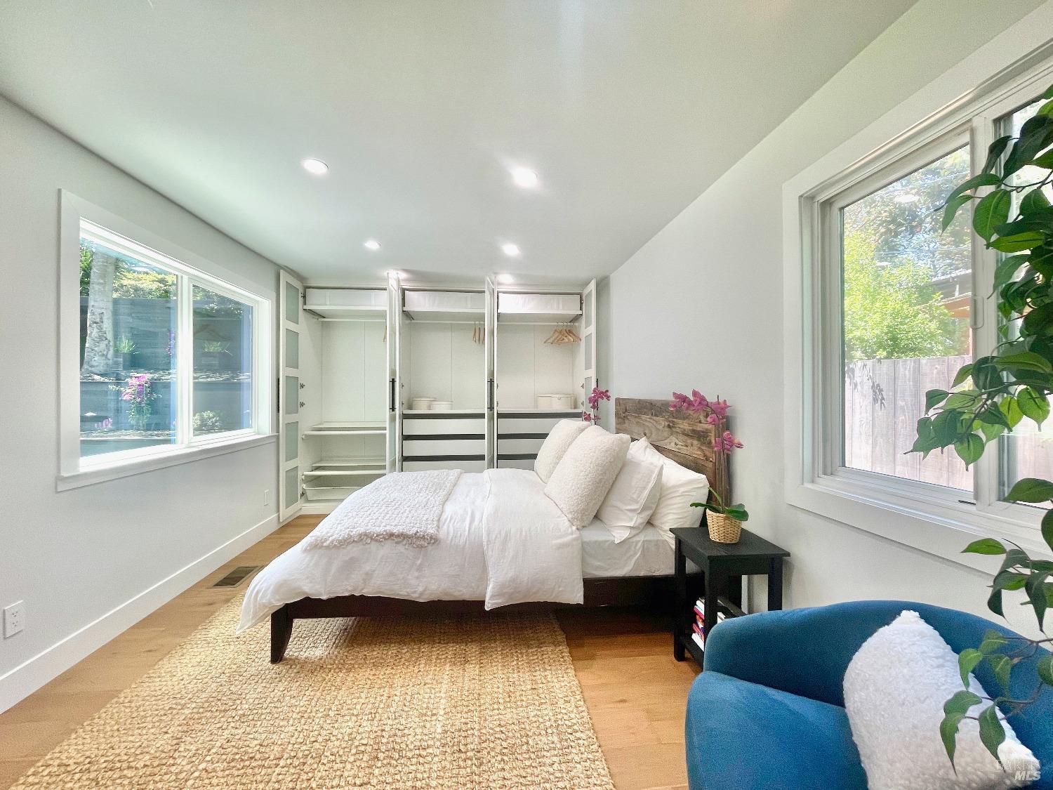 Detail Gallery Image 38 of 66 For 39 Midway Ave, Mill Valley,  CA 94941 - 5 Beds | 3 Baths