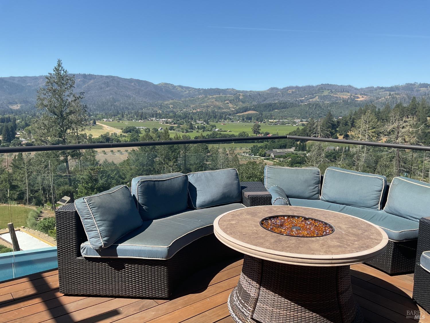 Detail Gallery Image 79 of 87 For 550 Meadowood Ln, Saint Helena,  CA 94574 - 6 Beds | 6 Baths
