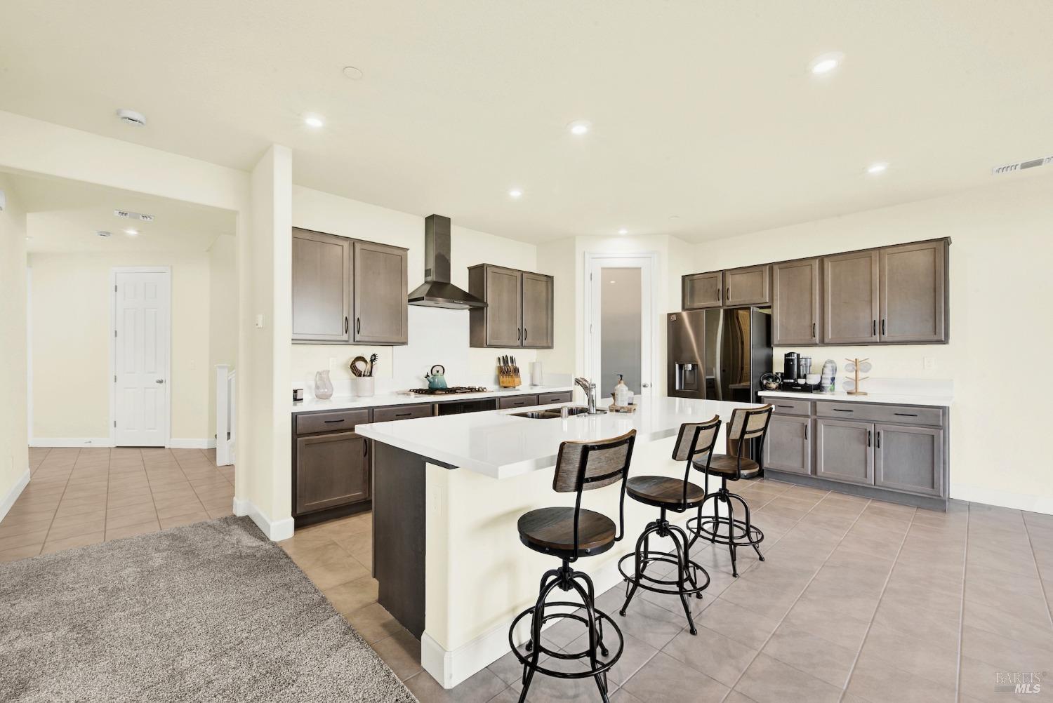 Detail Gallery Image 8 of 47 For 1565 Halsey Ct, Dixon,  CA 95620 - 4 Beds | 3 Baths