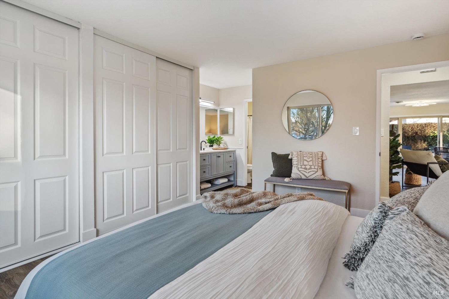 Detail Gallery Image 15 of 28 For 5258 El Mercado Pkwy, Santa Rosa,  CA 95403 - 2 Beds | 2 Baths