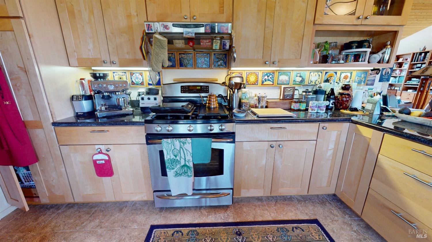 Detail Gallery Image 10 of 10 For 43661 Cypress Parkway Pkwy, Manchester,  CA 95459 - 3 Beds | 2 Baths