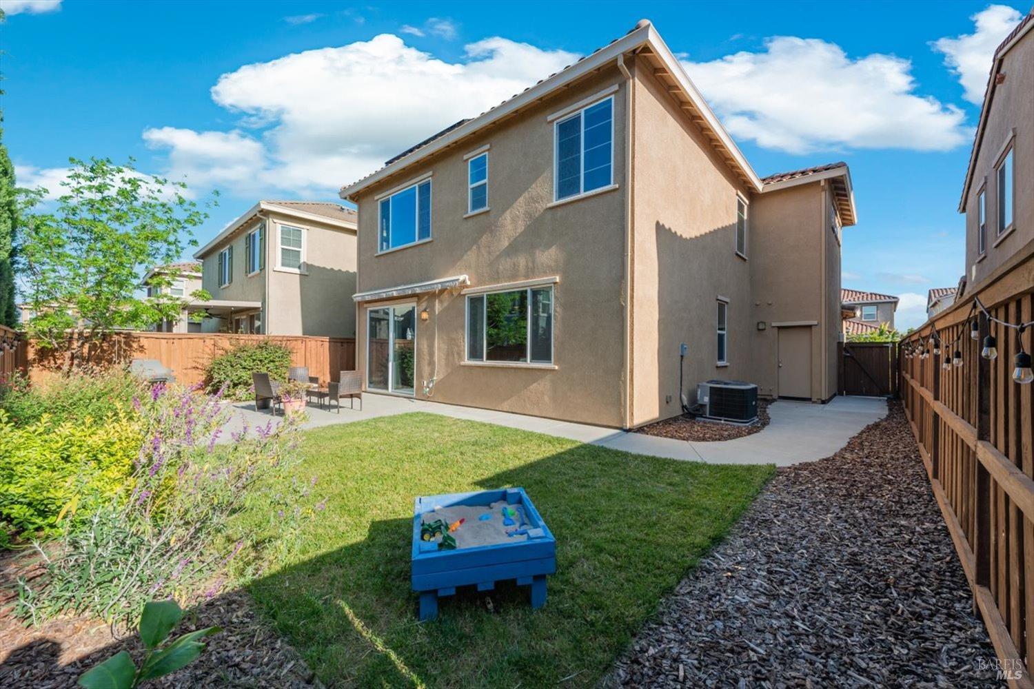 Detail Gallery Image 39 of 44 For 131 Kodiak Dr, Vacaville,  CA 95687 - 4 Beds | 3 Baths