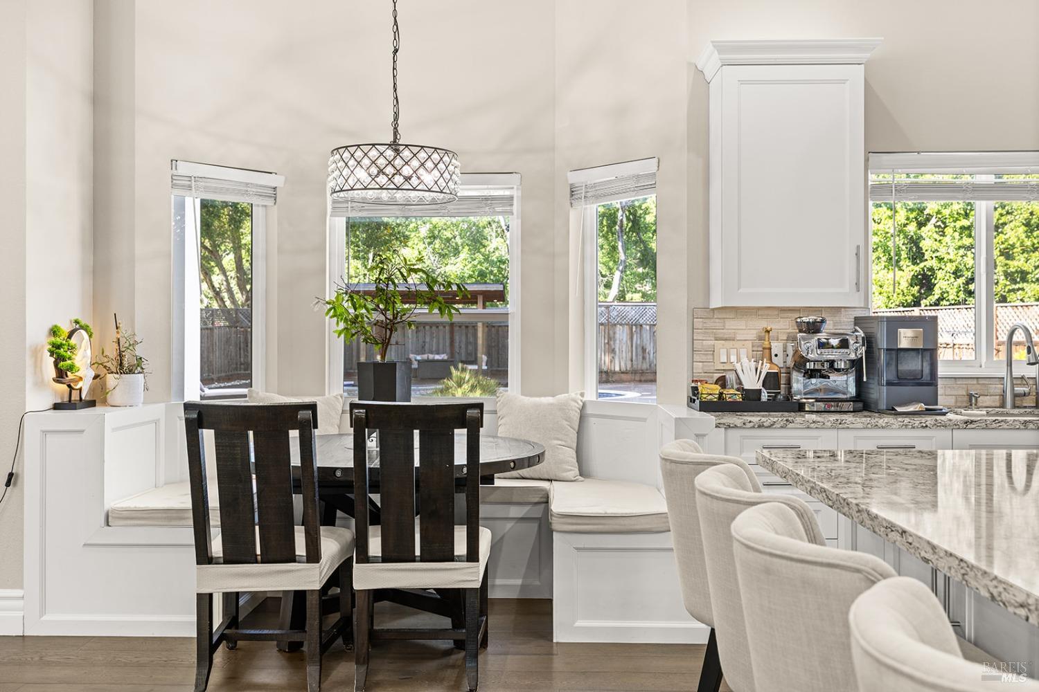 Detail Gallery Image 32 of 85 For 169 Pacific Heights Dr, Santa Rosa,  CA 95403 - 4 Beds | 3/1 Baths