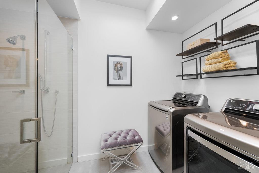 Detail Gallery Image 66 of 98 For 33 Wray Ave, Sausalito,  CA 94965 - 3 Beds | 2 Baths