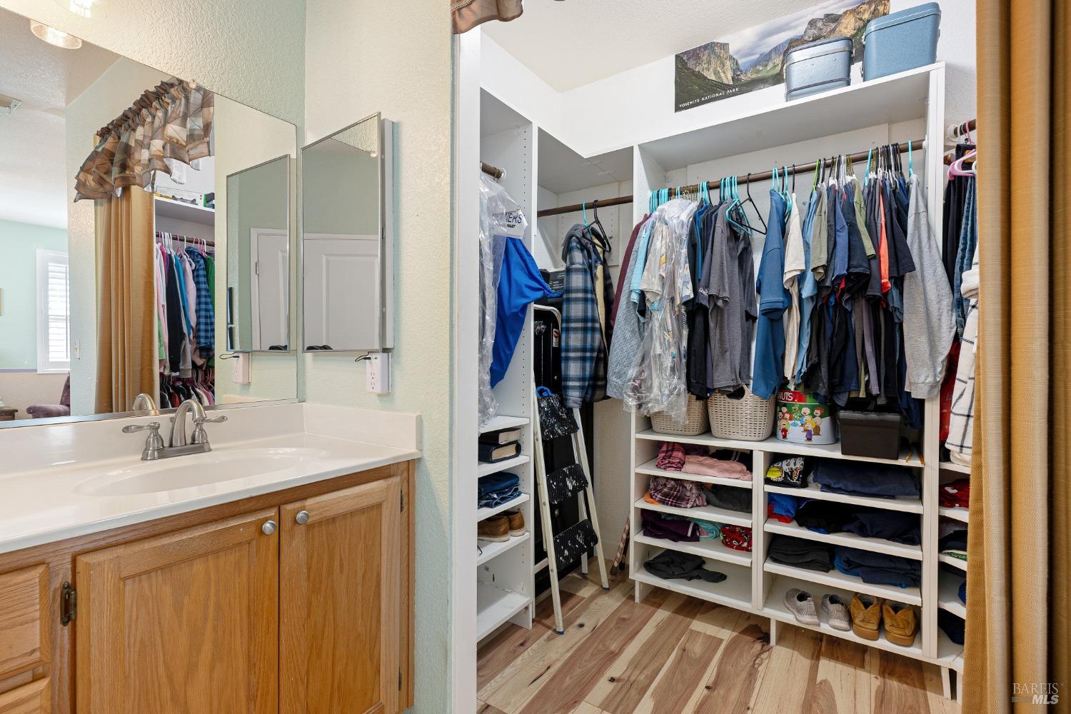 Detail Gallery Image 23 of 36 For 937 Pearwood Ct, Vacaville,  CA 95687 - 3 Beds | 2 Baths