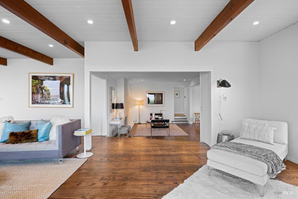 Detail Gallery Image 42 of 98 For 33 Wray Ave, Sausalito,  CA 94965 - 3 Beds | 2 Baths