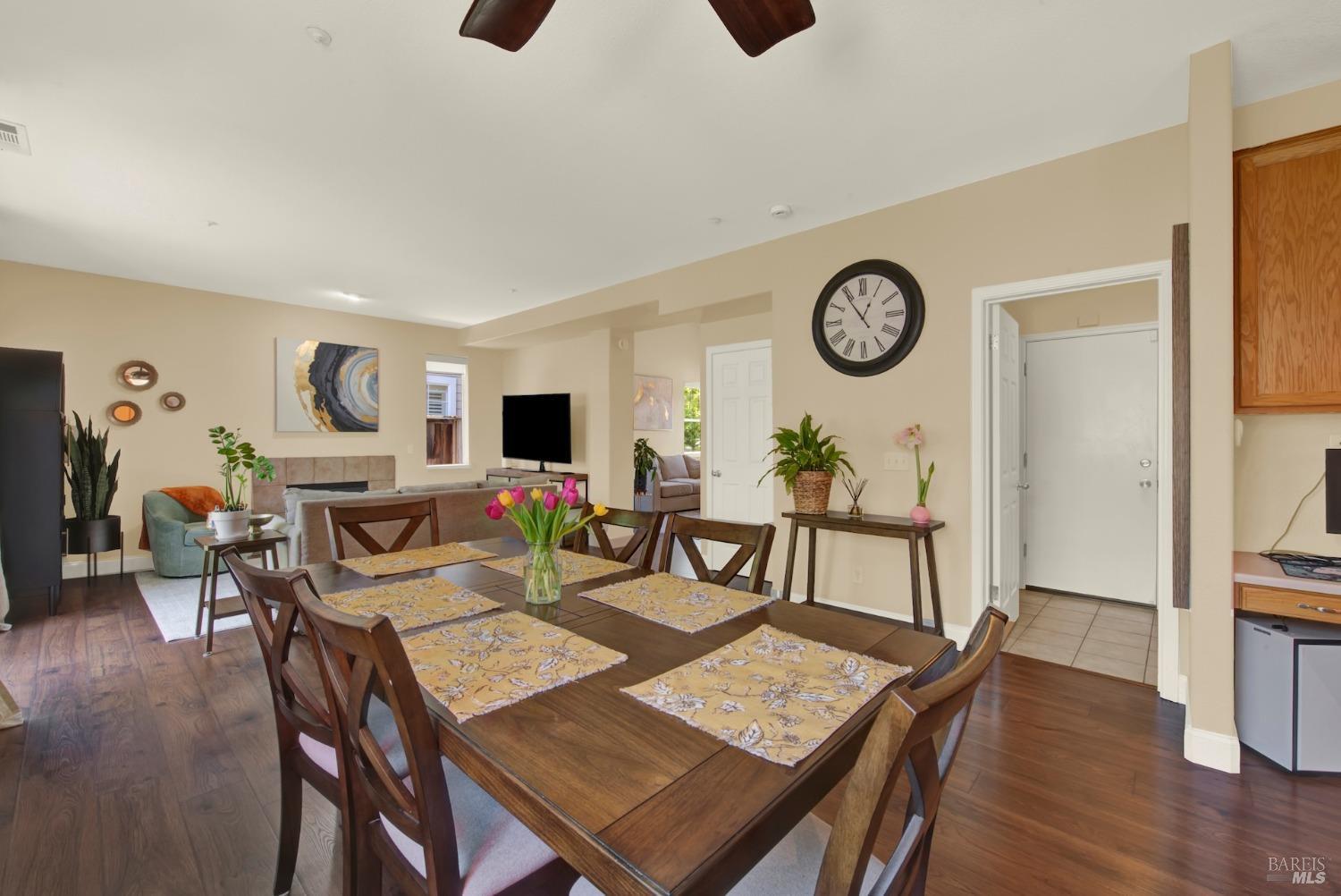 Detail Gallery Image 18 of 66 For 4564 Stillson St, Napa,  CA 94558 - 3 Beds | 2/1 Baths