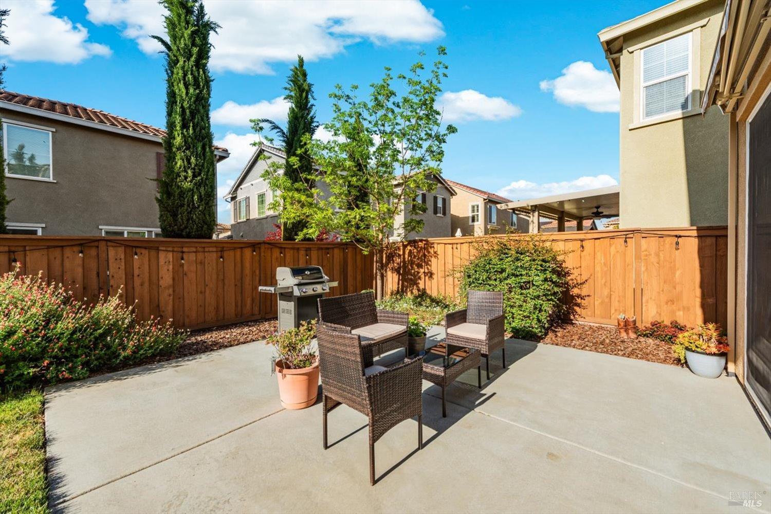 Detail Gallery Image 37 of 44 For 131 Kodiak Dr, Vacaville,  CA 95687 - 4 Beds | 3 Baths
