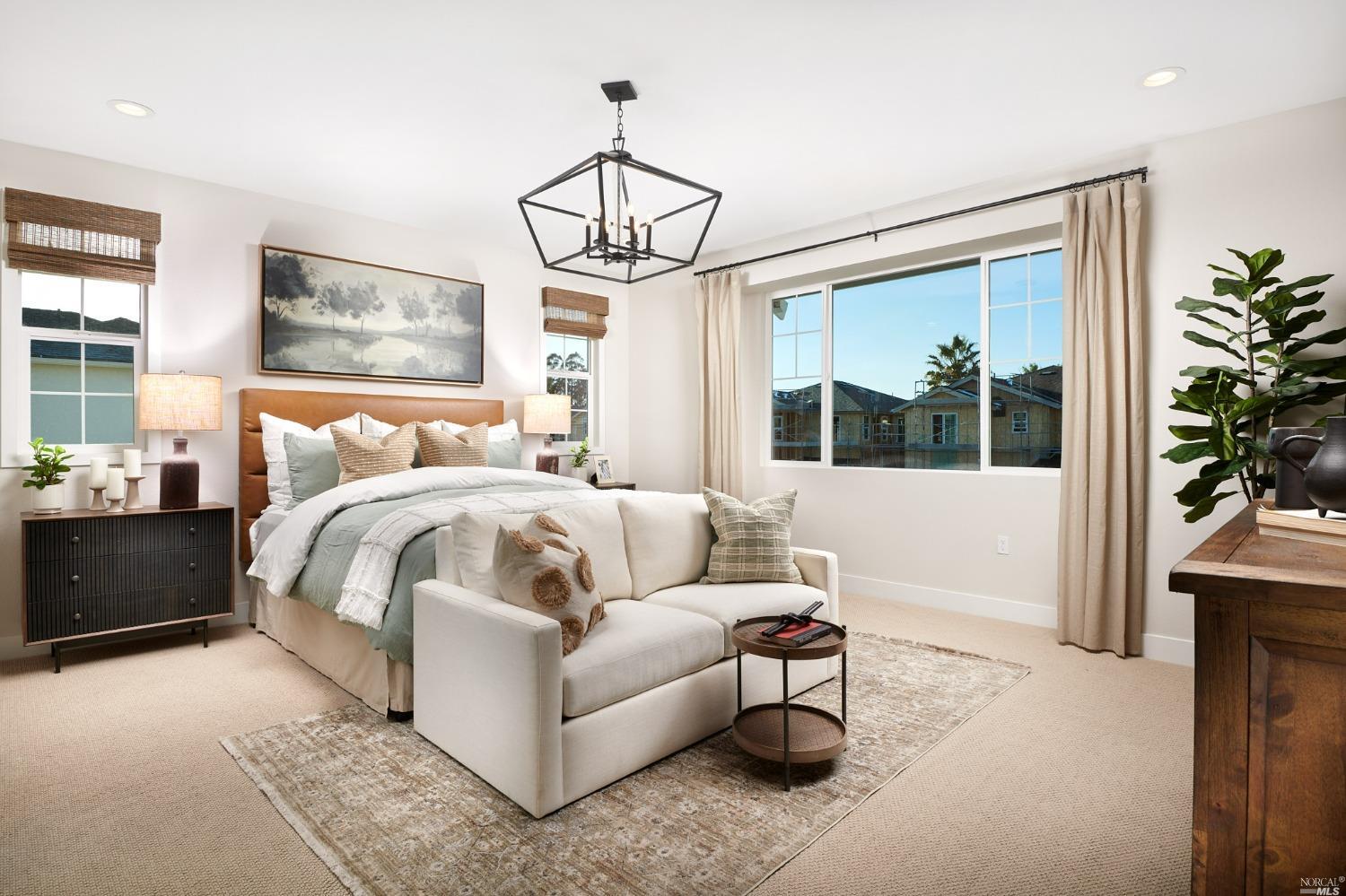 Detail Gallery Image 3 of 5 For 2932 Liscum St, Santa Rosa,  CA 95407 - 3 Beds | 2/1 Baths