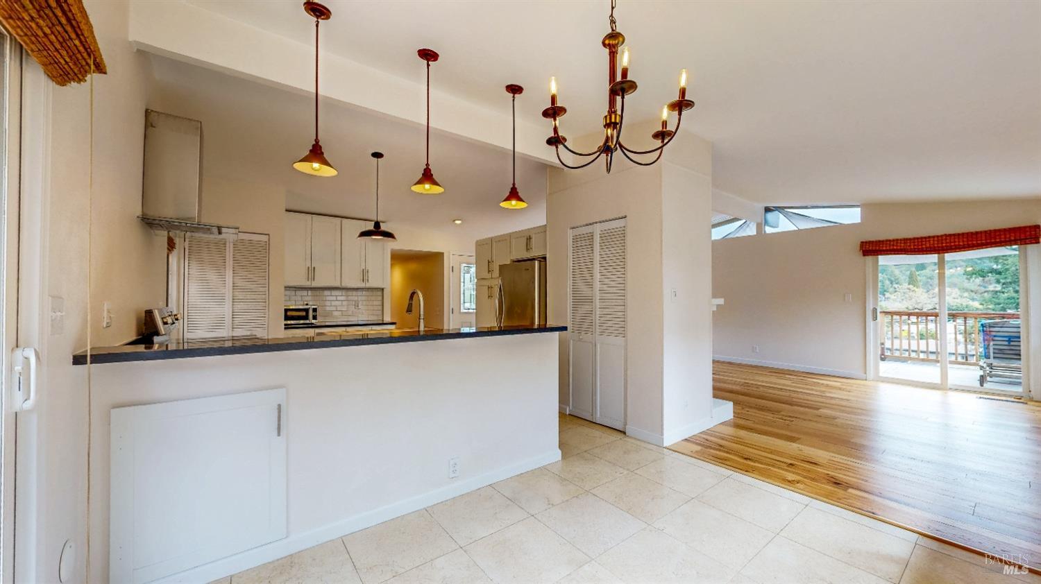 Detail Gallery Image 10 of 62 For 2061 Woodside Dr, Santa Rosa,  CA 95404 - 3 Beds | 2 Baths