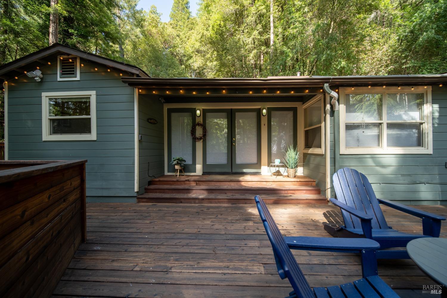 Wee Way, Guerneville, California image 13