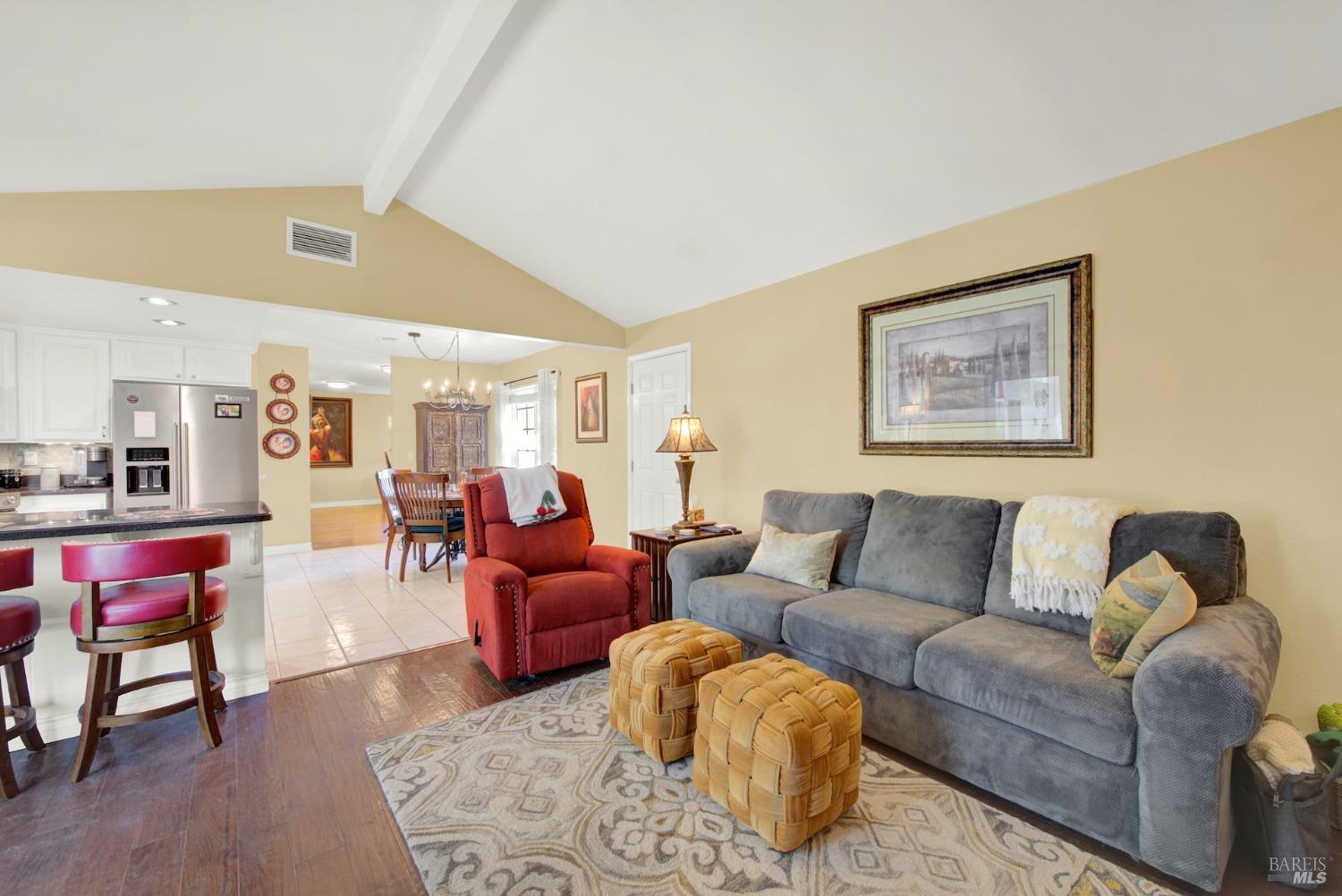 Detail Gallery Image 16 of 30 For 262 N Alamo Dr, Vacaville,  CA 95688 - 4 Beds | 2 Baths