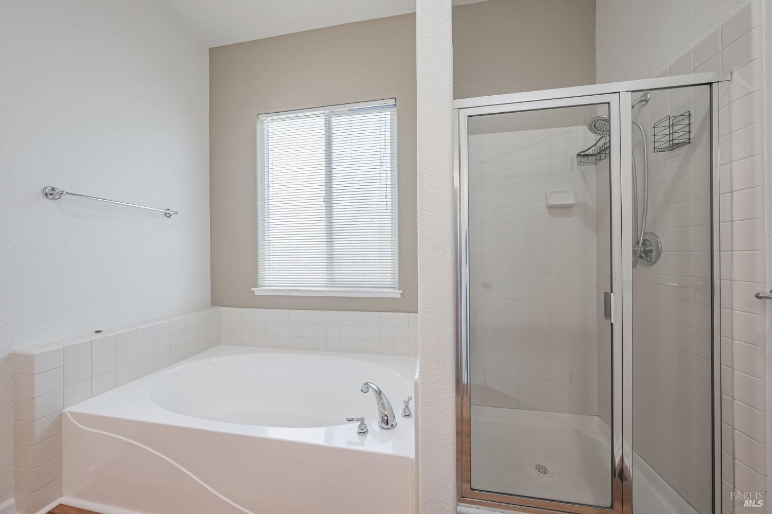 Detail Gallery Image 32 of 55 For 112 Syrah Ct, Cloverdale,  CA 95425 - 3 Beds | 2 Baths
