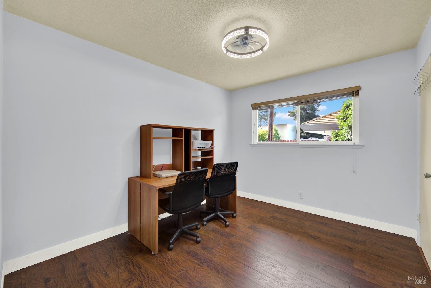 Detail Gallery Image 29 of 37 For 519 Westwood Ct, Vacaville,  CA 95688 - 3 Beds | 2 Baths