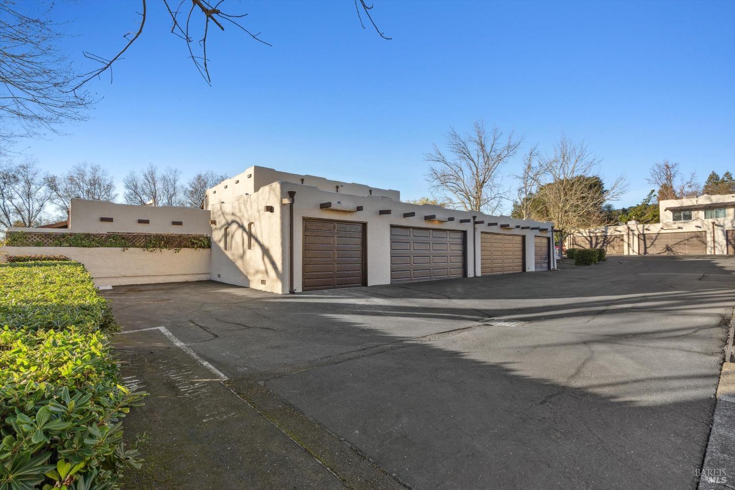 Detail Gallery Image 23 of 28 For 5258 El Mercado Pkwy, Santa Rosa,  CA 95403 - 2 Beds | 2 Baths