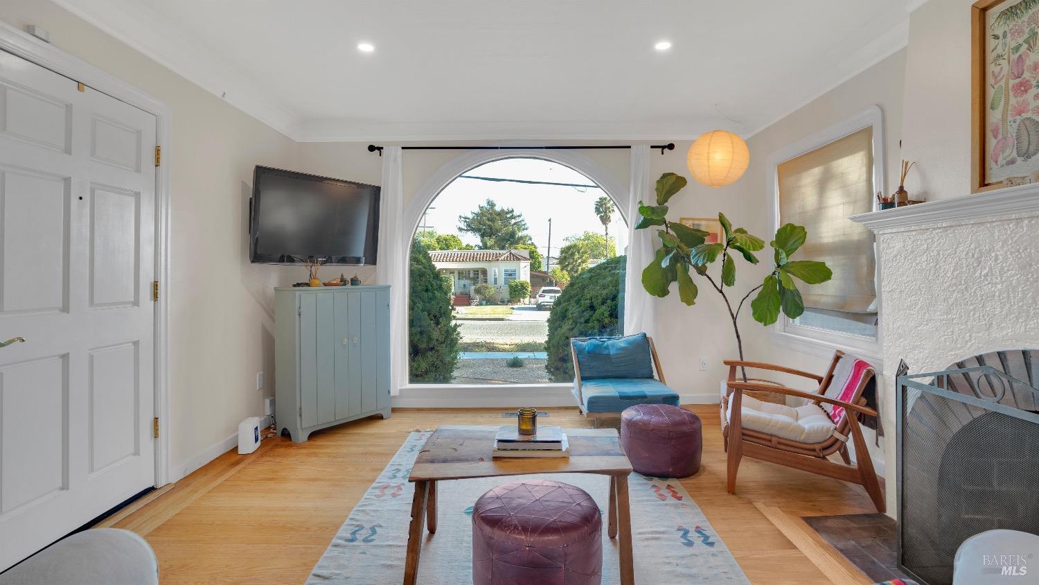 Detail Gallery Image 9 of 26 For 1302 Illinois St, Vallejo,  CA 94590 - 2 Beds | 1 Baths
