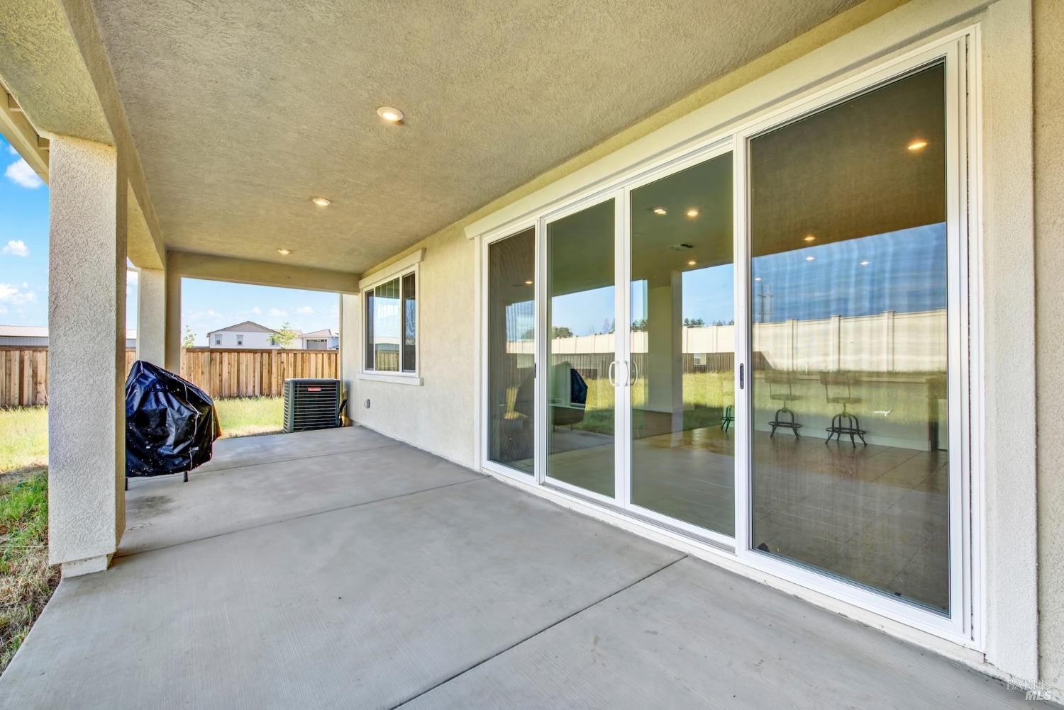 Detail Gallery Image 37 of 47 For 1565 Halsey Ct, Dixon,  CA 95620 - 4 Beds | 3 Baths