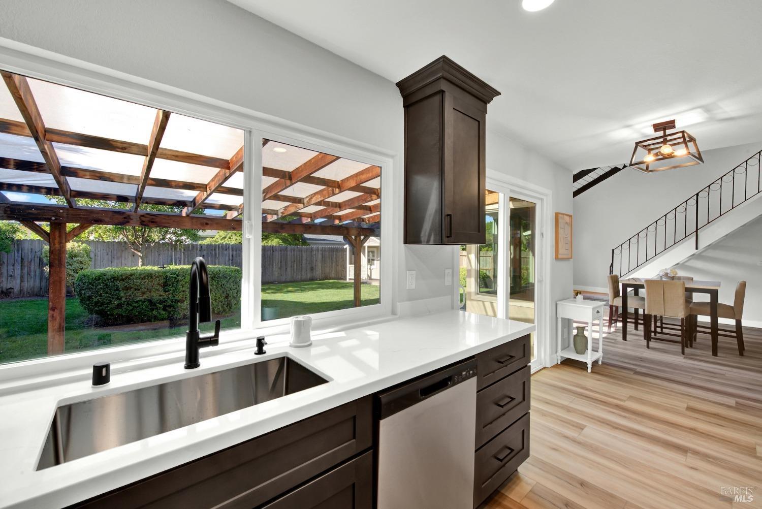 Detail Gallery Image 18 of 47 For 661 Berkeley Way, Fairfield,  CA 94533 - 4 Beds | 2 Baths