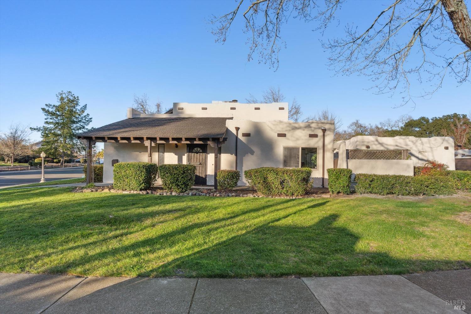 Detail Gallery Image 21 of 28 For 5258 El Mercado Pkwy, Santa Rosa,  CA 95403 - 2 Beds | 2 Baths