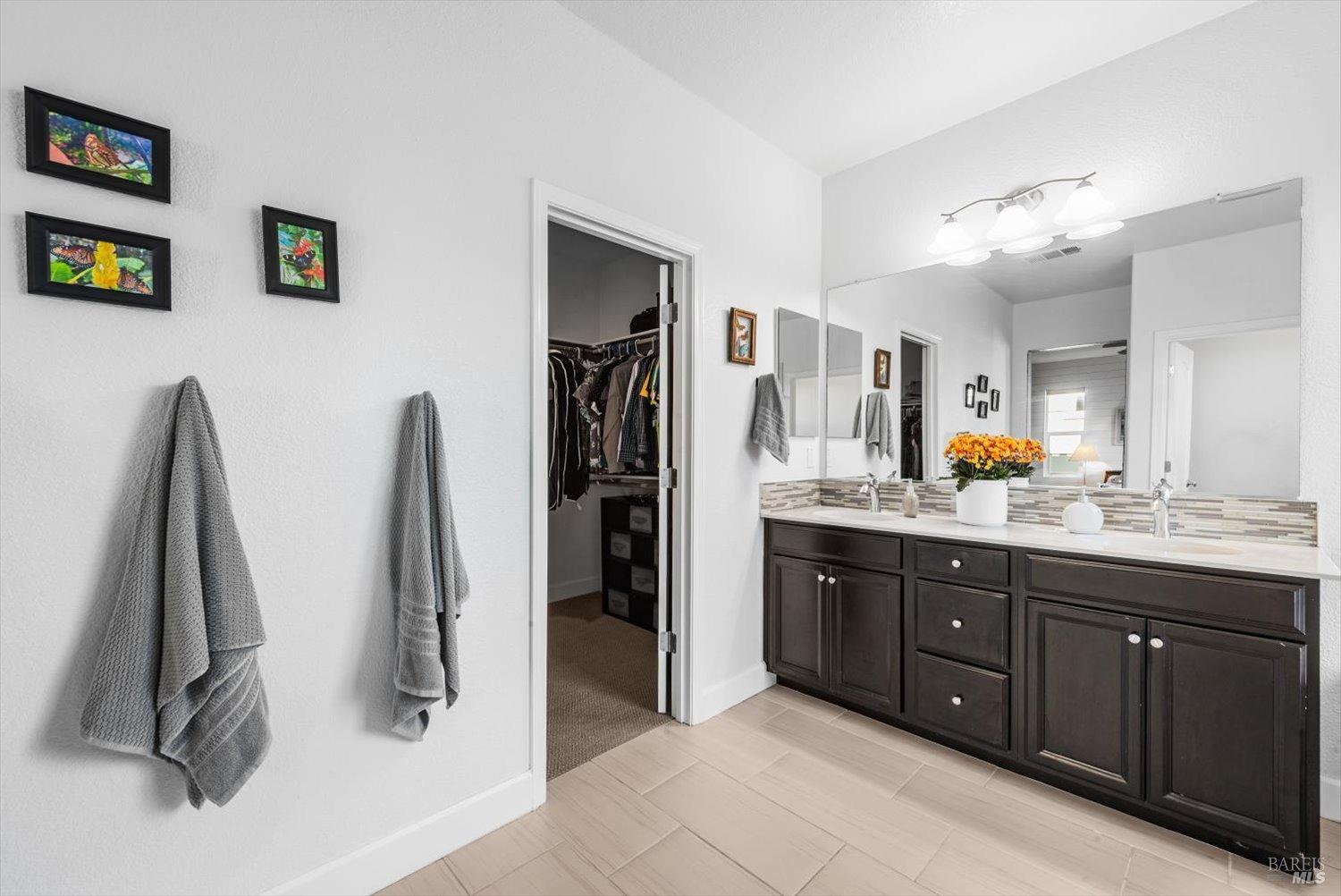 Detail Gallery Image 27 of 44 For 131 Kodiak Dr, Vacaville,  CA 95687 - 4 Beds | 3 Baths