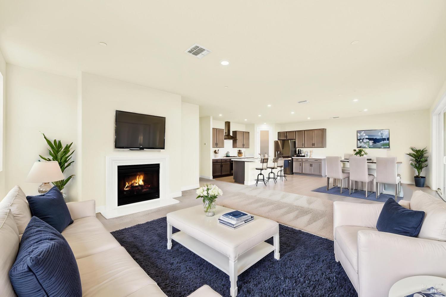 Detail Gallery Image 9 of 47 For 1565 Halsey Ct, Dixon,  CA 95620 - 4 Beds | 3 Baths