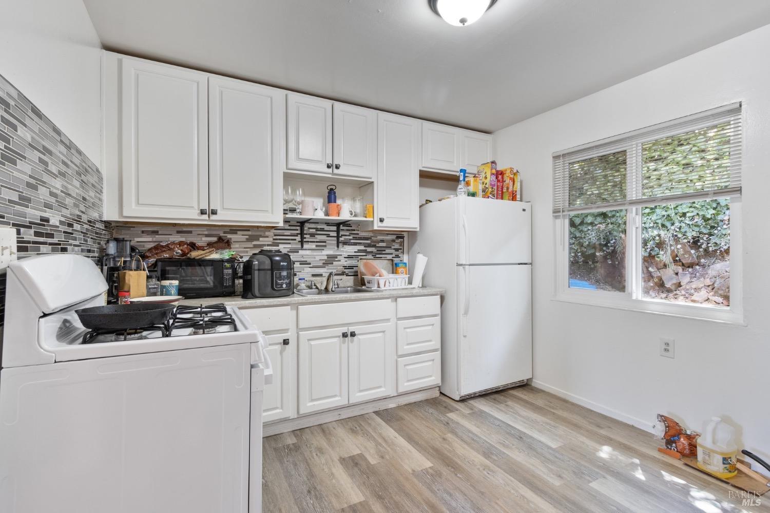 Detail Gallery Image 4 of 11 For 627 Hichborn St, Vallejo,  CA 94590 - – Beds | – Baths