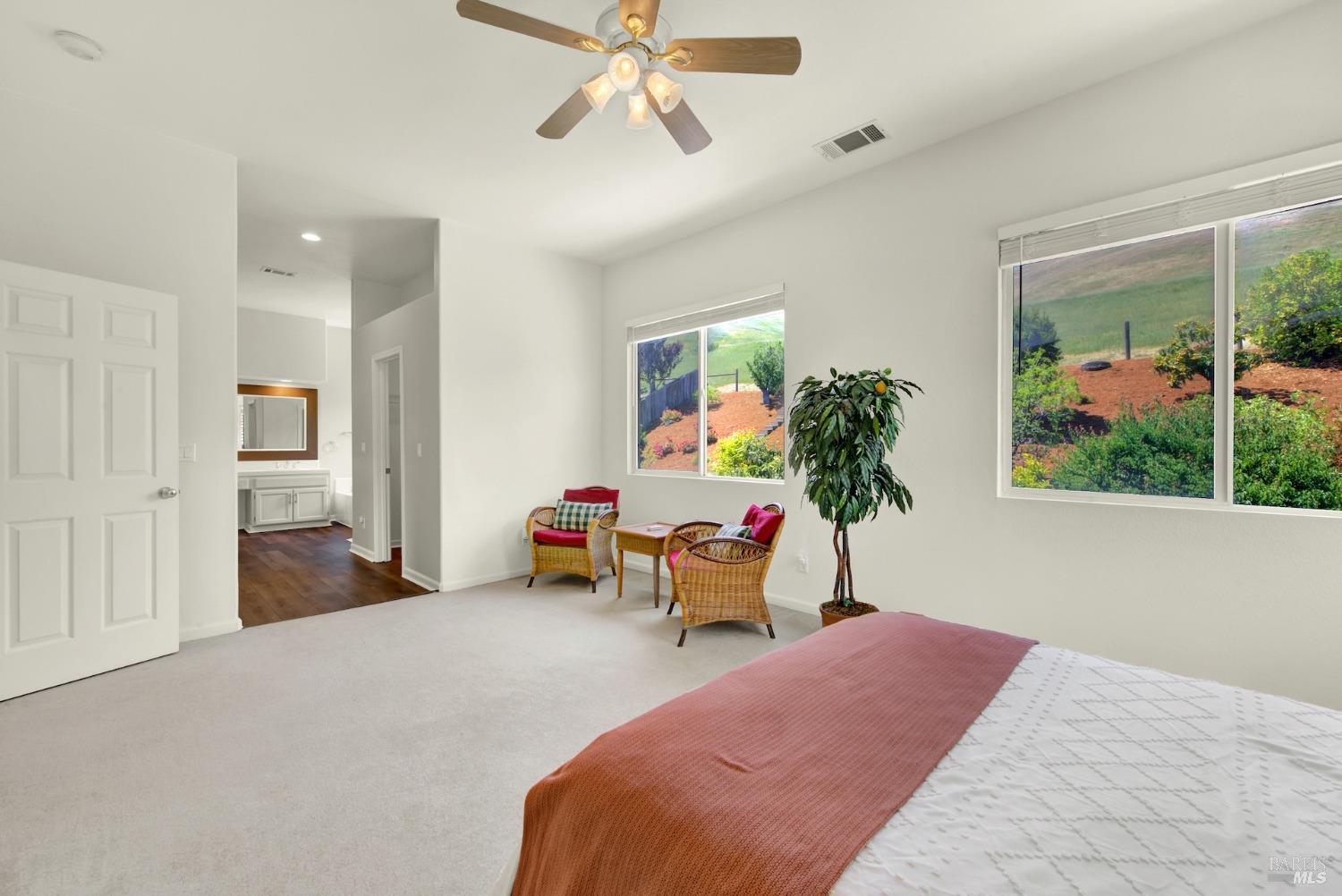 Detail Gallery Image 28 of 67 For 1917 Rollingwood Dr, Fairfield,  CA 94534 - 4 Beds | 2/1 Baths