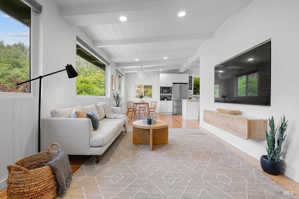 Detail Gallery Image 22 of 54 For 622 Eastwood Way, Mill Valley,  CA 94941 - 2 Beds | 1/1 Baths