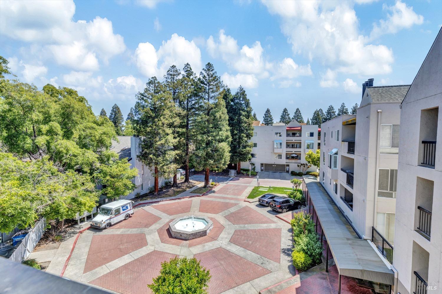 Detail Gallery Image 31 of 51 For 3183 Wayside Plz #319,  Walnut Creek,  CA 94597 - 2 Beds | 2 Baths