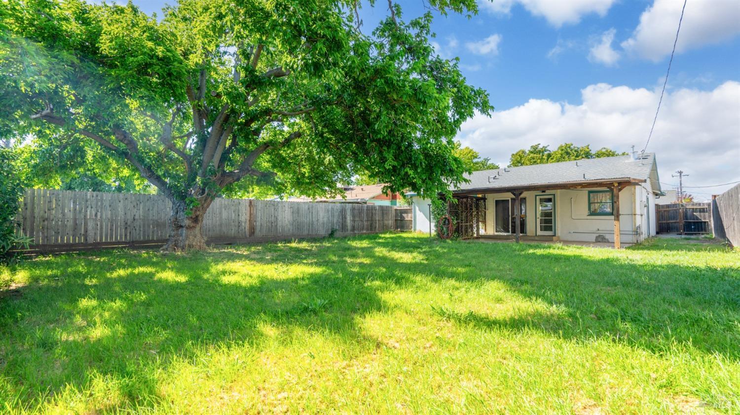 Detail Gallery Image 22 of 27 For 219 Bell Ave, Fairfield,  CA 94533 - 2 Beds | 1 Baths