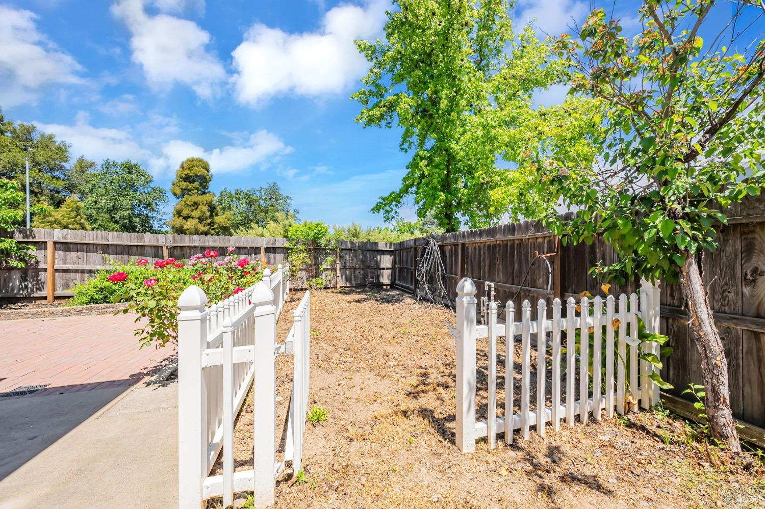 Detail Gallery Image 50 of 55 For 112 Syrah Ct, Cloverdale,  CA 95425 - 3 Beds | 2 Baths