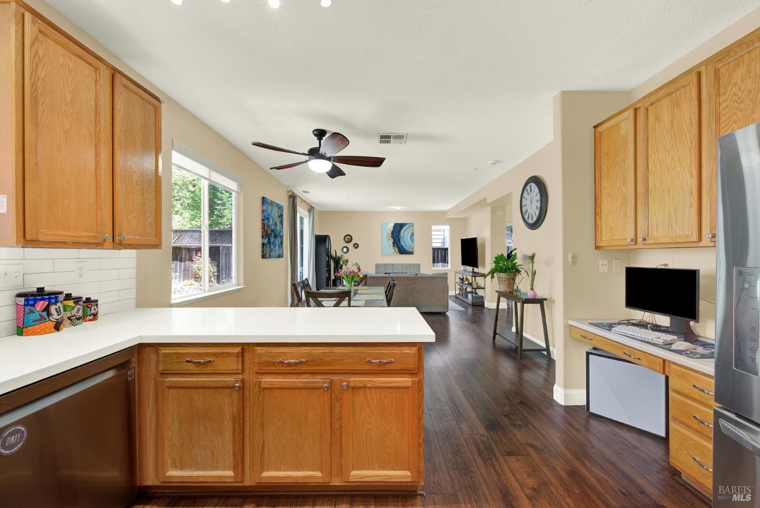 Detail Gallery Image 25 of 66 For 4564 Stillson St, Napa,  CA 94558 - 3 Beds | 2/1 Baths