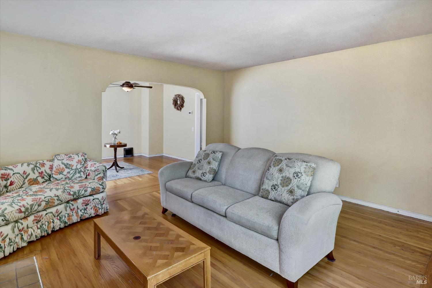 Detail Gallery Image 10 of 46 For 1467 Ohio St, Vallejo,  CA 94590 - 2 Beds | 2 Baths