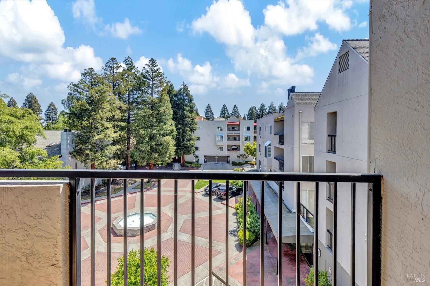 Detail Gallery Image 30 of 51 For 3183 Wayside Plz #319,  Walnut Creek,  CA 94597 - 2 Beds | 2 Baths