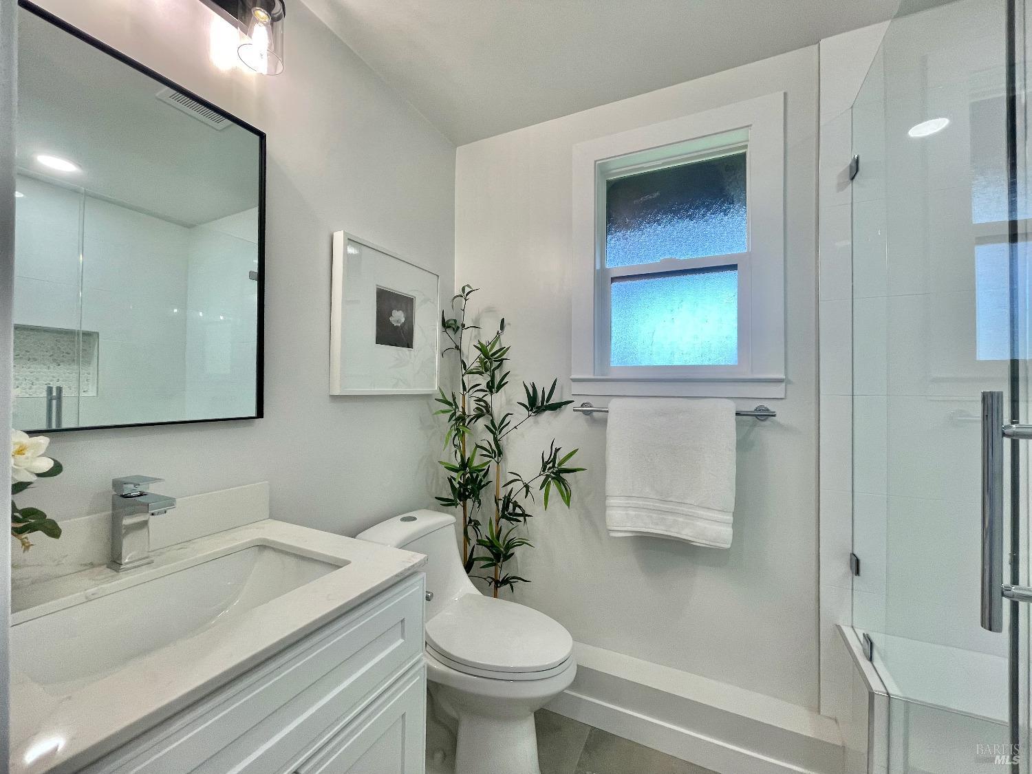 Detail Gallery Image 55 of 66 For 39 Midway Ave, Mill Valley,  CA 94941 - 5 Beds | 3 Baths