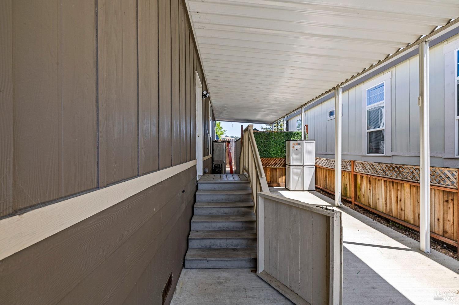 Detail Gallery Image 14 of 20 For 3116 Loretta Way, Santa Rosa,  CA 95403 - 3 Beds | 2 Baths