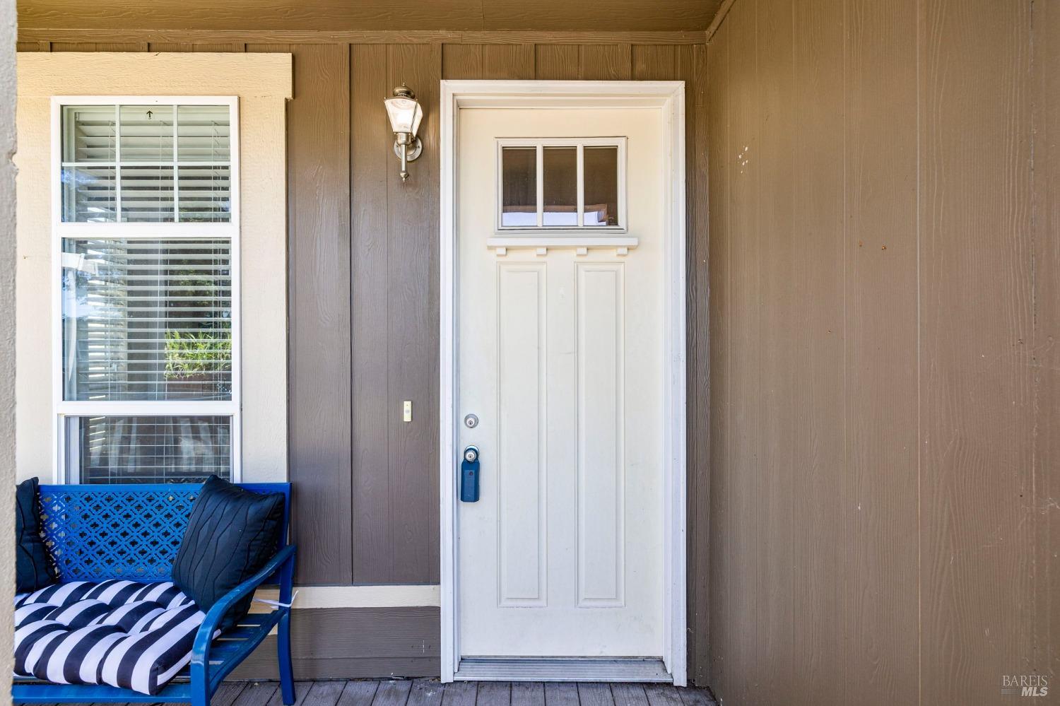 Detail Gallery Image 4 of 20 For 3116 Loretta Way, Santa Rosa,  CA 95403 - 3 Beds | 2 Baths