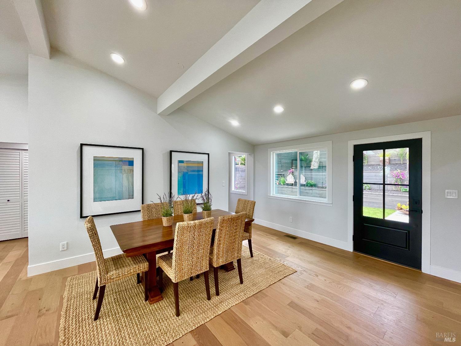 Detail Gallery Image 25 of 66 For 39 Midway Ave, Mill Valley,  CA 94941 - 5 Beds | 3 Baths