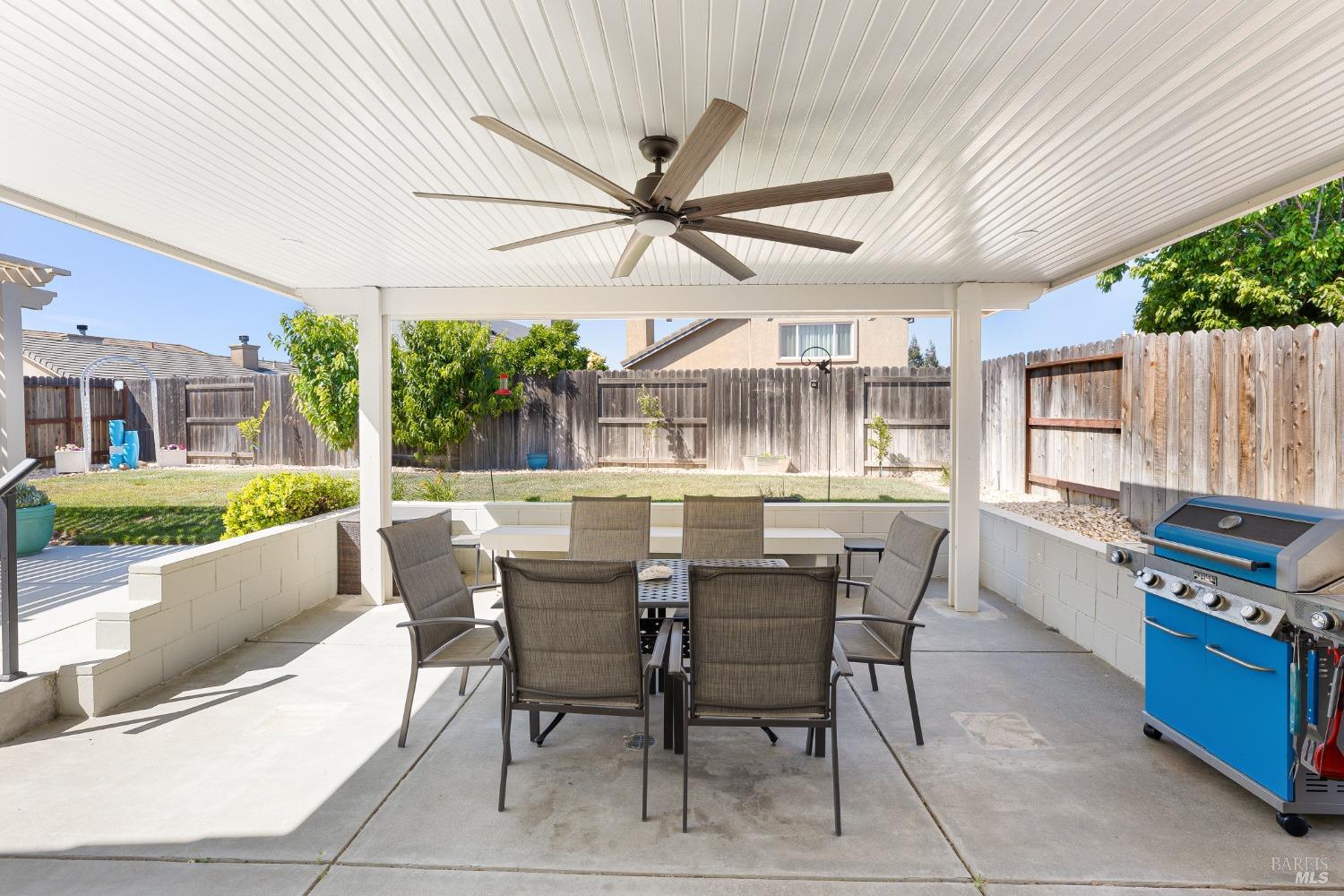 Detail Gallery Image 28 of 36 For 937 Pearwood Ct, Vacaville,  CA 95687 - 3 Beds | 2 Baths
