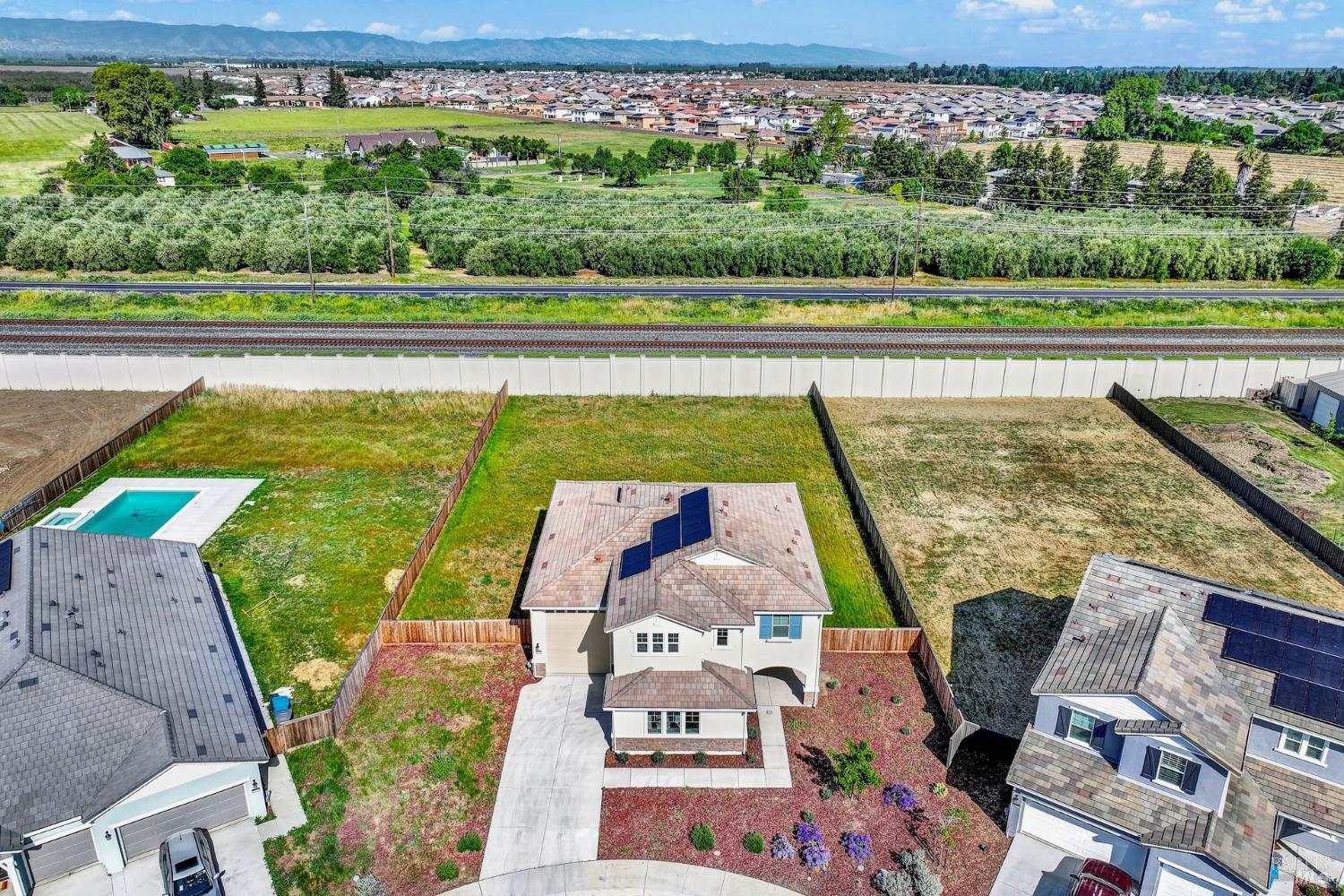 Detail Gallery Image 45 of 47 For 1565 Halsey Ct, Dixon,  CA 95620 - 4 Beds | 3 Baths