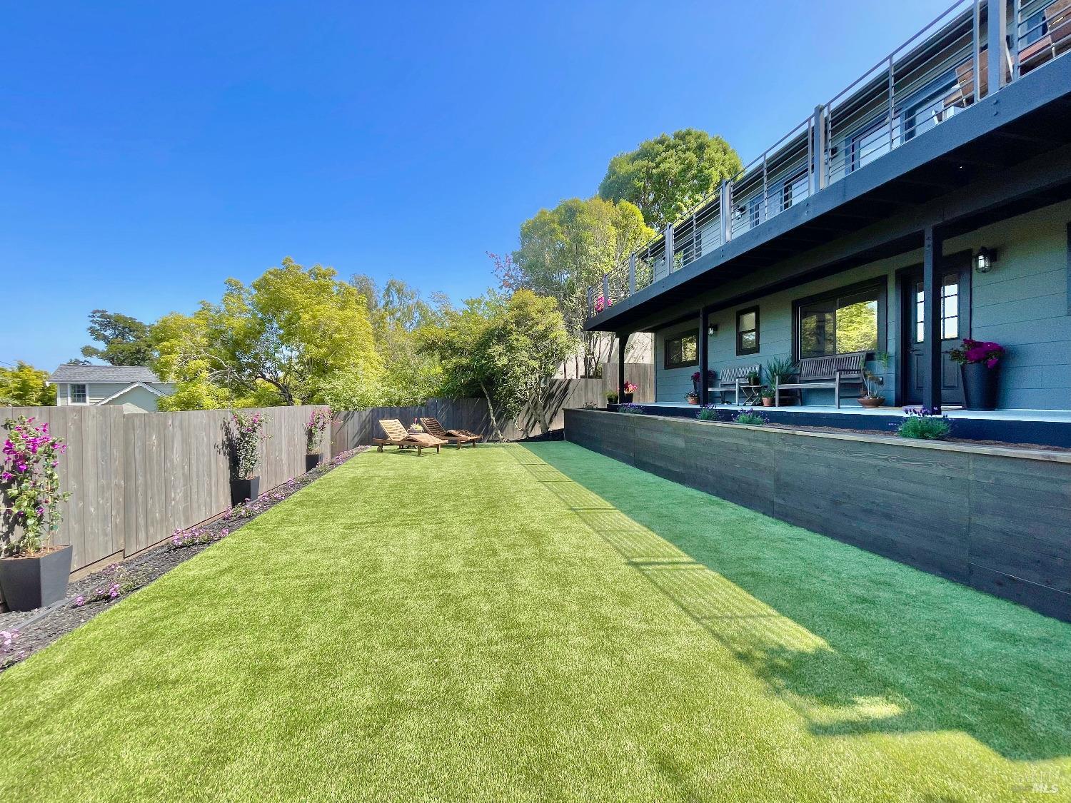 Detail Gallery Image 59 of 66 For 39 Midway Ave, Mill Valley,  CA 94941 - 5 Beds | 3 Baths