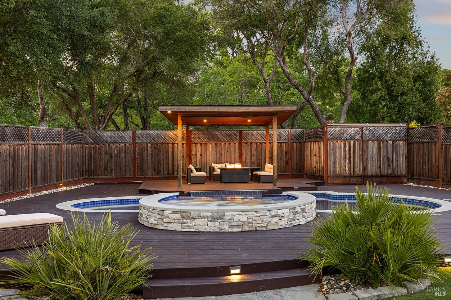 Detail Gallery Image 9 of 85 For 169 Pacific Heights Dr, Santa Rosa,  CA 95403 - 4 Beds | 3/1 Baths