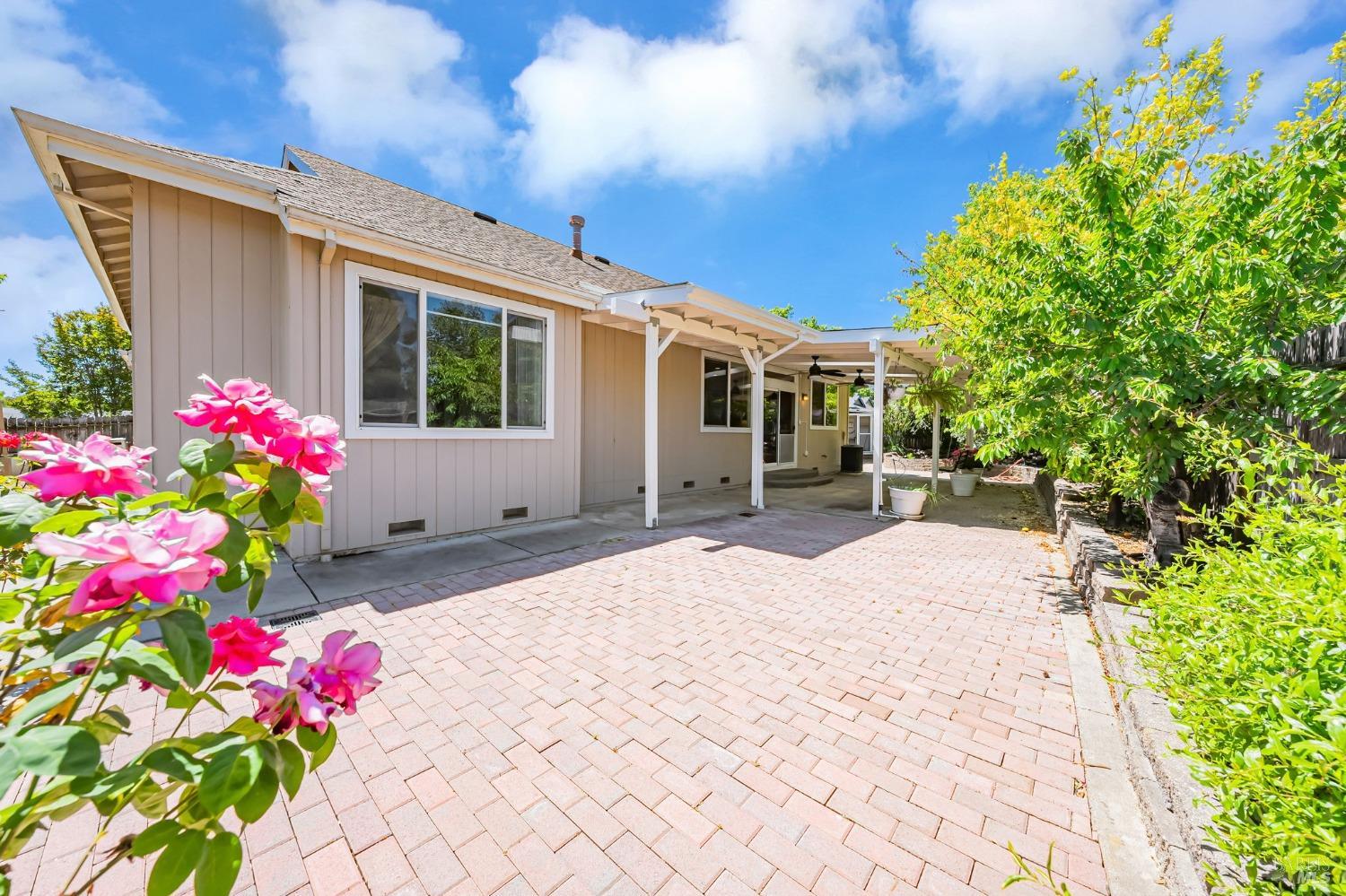 Detail Gallery Image 40 of 55 For 112 Syrah Ct, Cloverdale,  CA 95425 - 3 Beds | 2 Baths