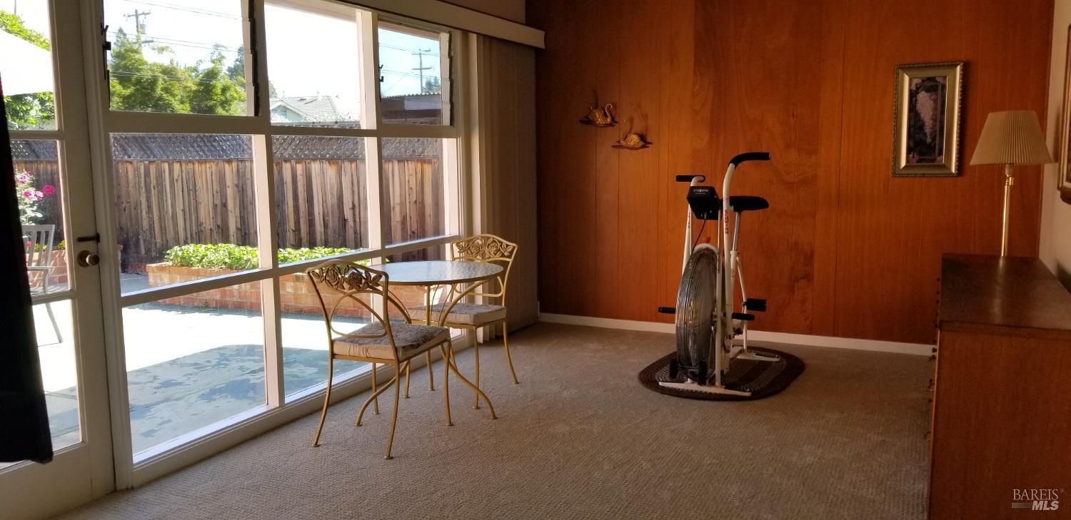 Detail Gallery Image 7 of 15 For 2324 West Park Ave, Napa,  CA 94558 - 3 Beds | 2 Baths