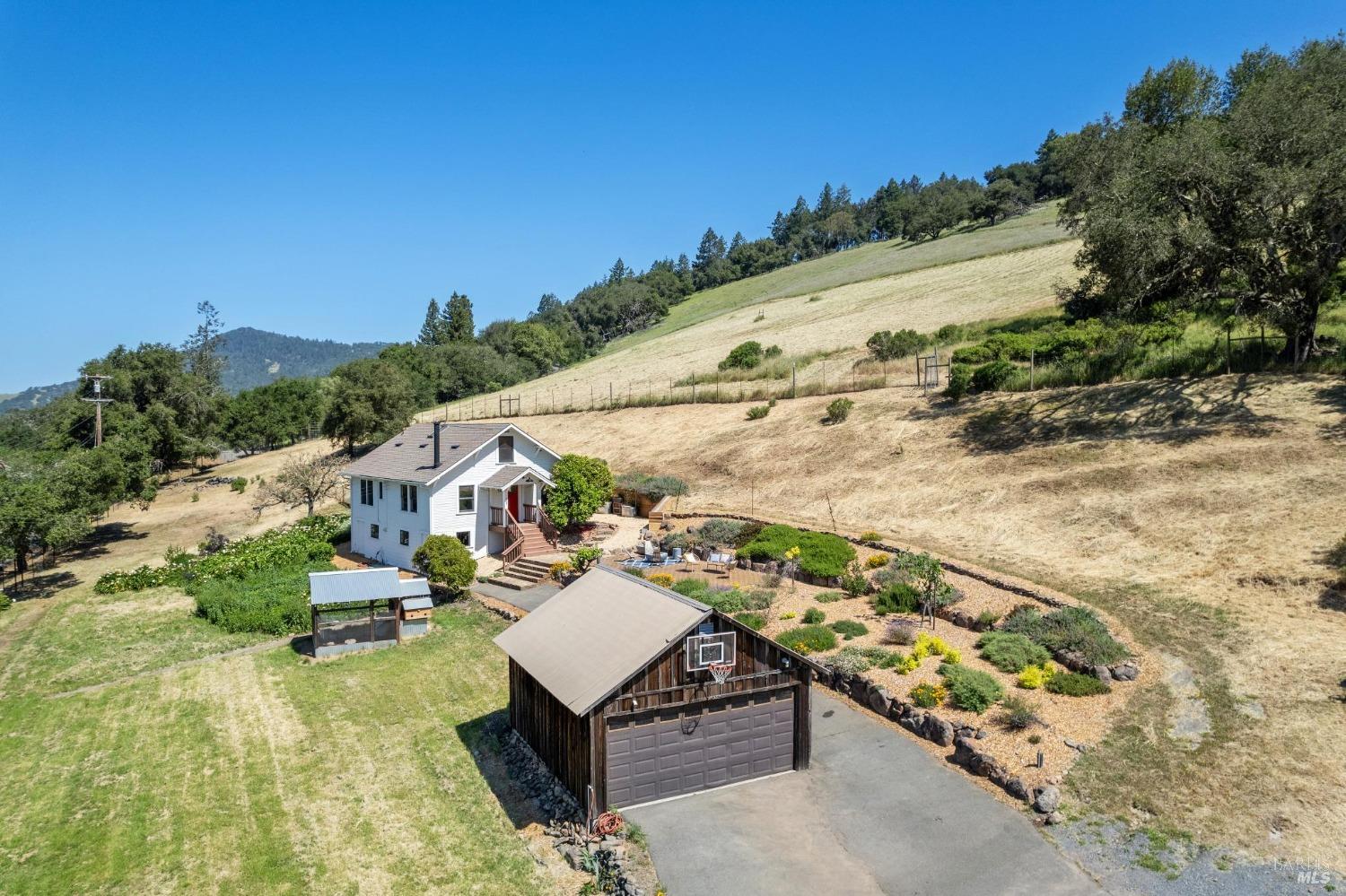 Detail Gallery Image 1 of 33 For 7129 Bennett Valley Rd, Santa Rosa,  CA 95404 - 3 Beds | 2 Baths