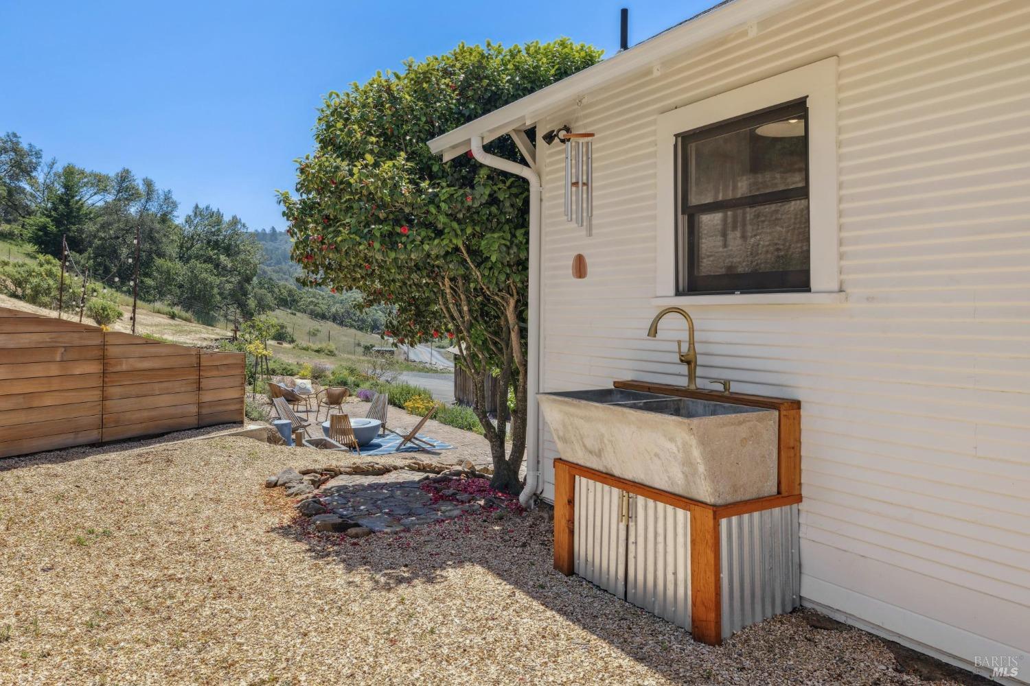 Detail Gallery Image 28 of 33 For 7129 Bennett Valley Rd, Santa Rosa,  CA 95404 - 3 Beds | 2 Baths